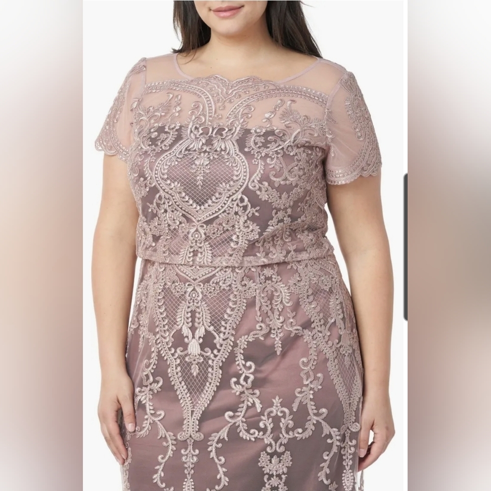 NWT Size 16 JS Collections Scallop Blush Embroidered Blouson Evening Dress